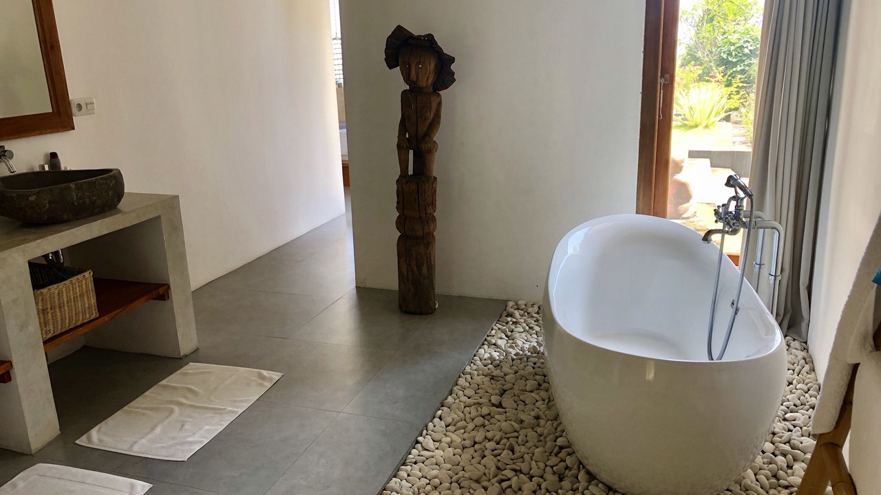 Photo of Bathroom in Kalibukbuk