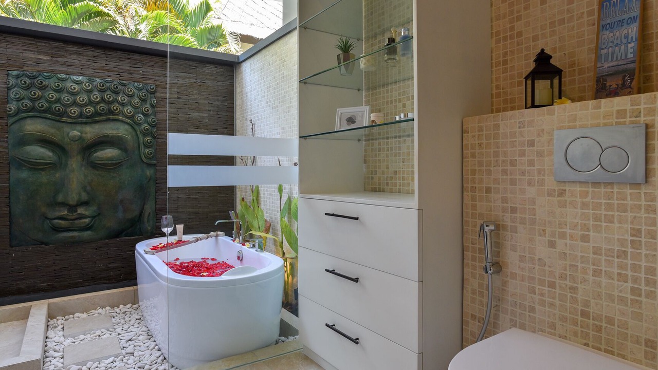 Photo of Bathroom in Lokapaksa