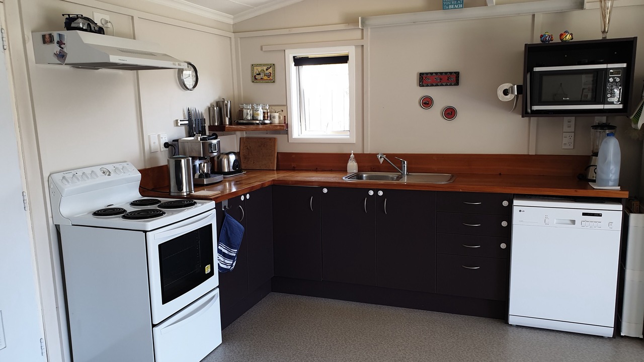 Photo of Kitchen in Waitarere Beach