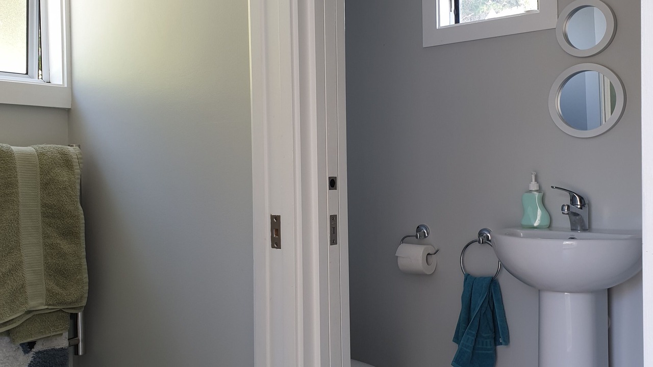 Photo of Bathroom in Waitarere Beach