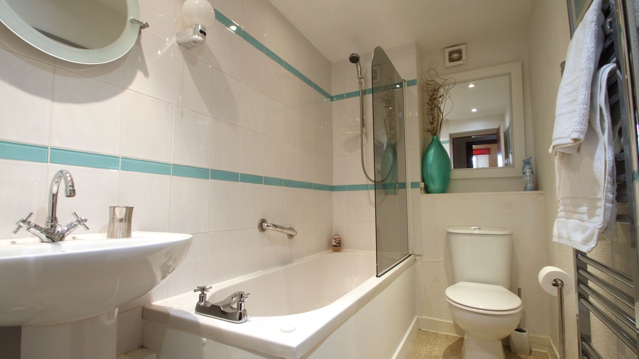 Photo of Bathroom in Birnam