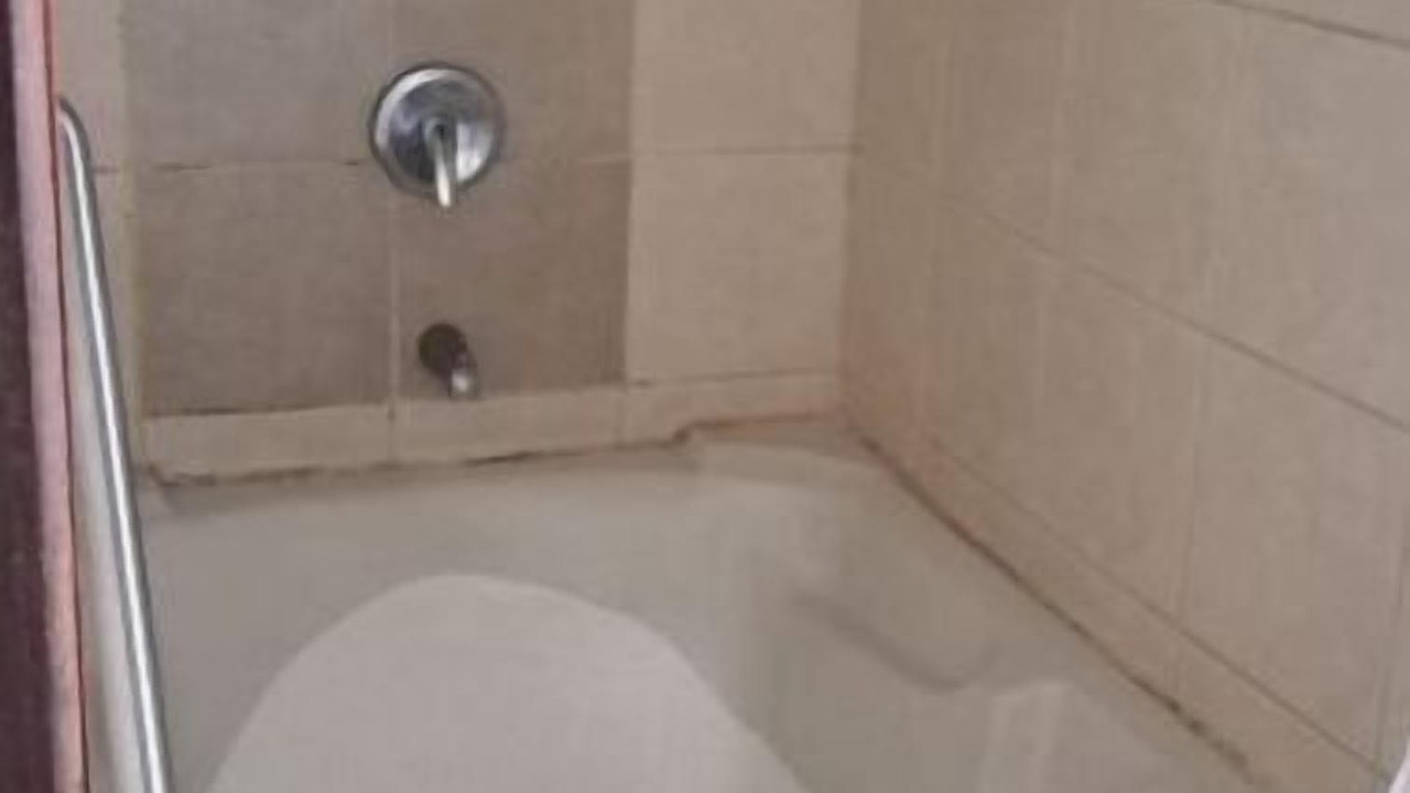 Photo of Bathroom in Roble
