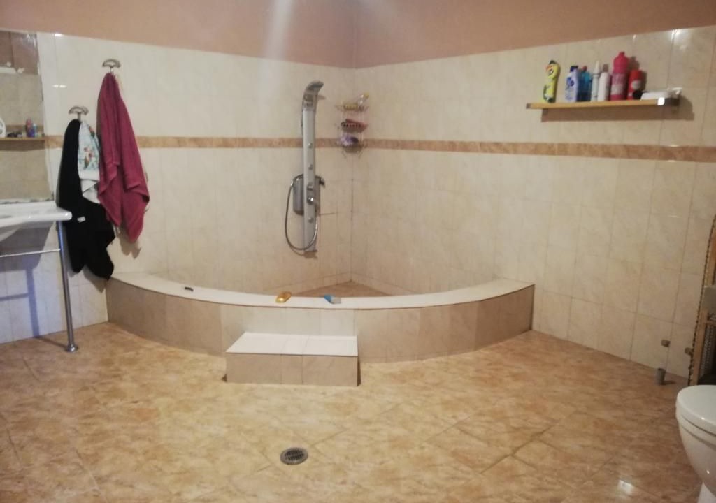 Photo of Bathroom in Dirfys-Messapia