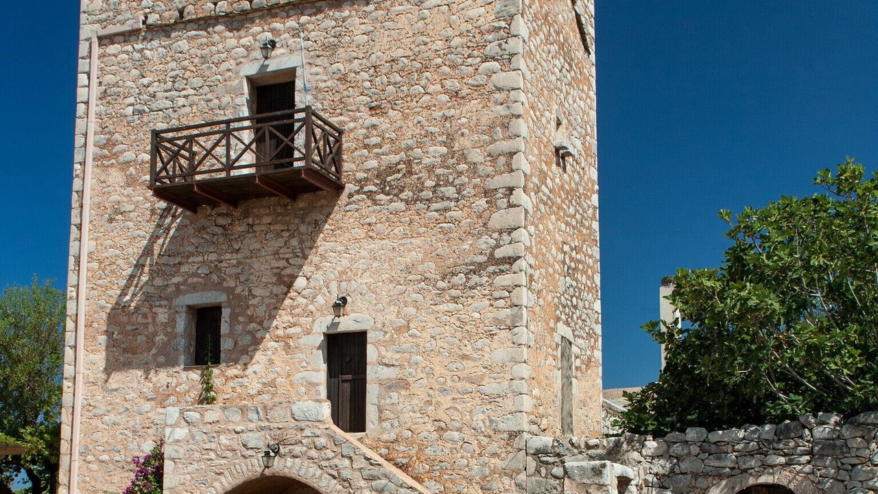 Photo of Others in Omales