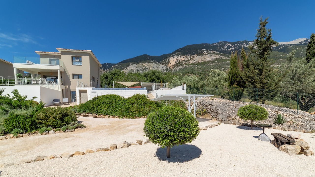 Photo of Outdoor in Mousata