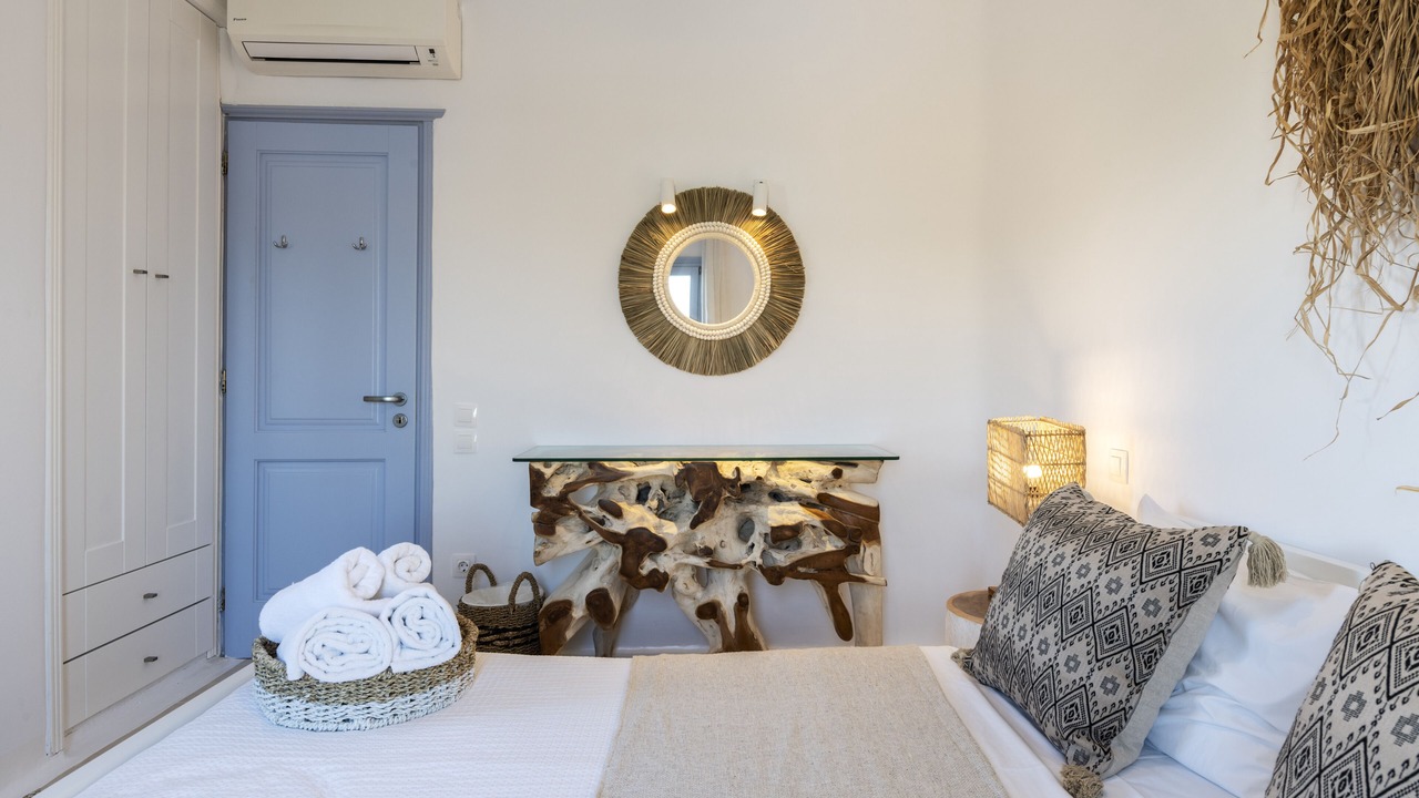 Photo of Bedroom in Platis Gialos