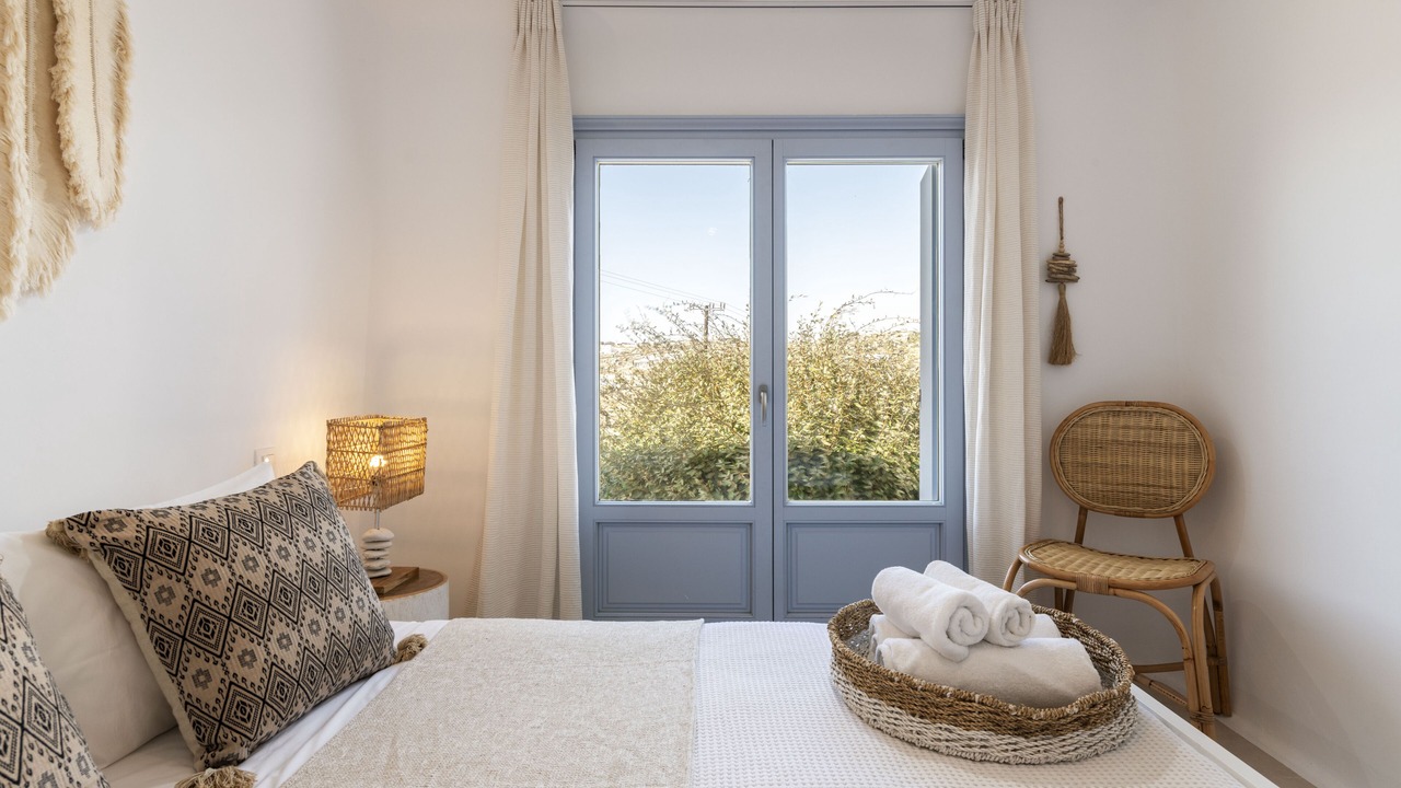 Photo of Bedroom in Platis Gialos