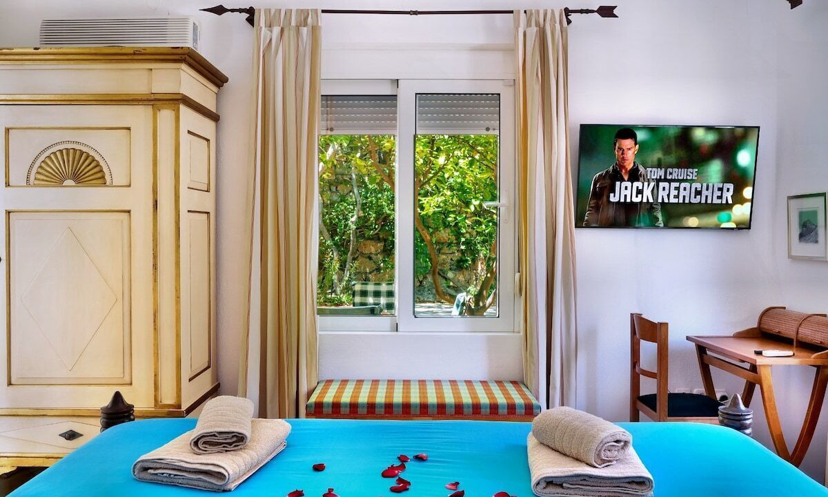 Photo of Bedroom in Plaka