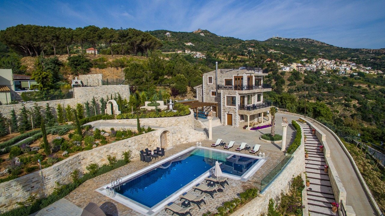 Photo of Outdoor in Rodhia