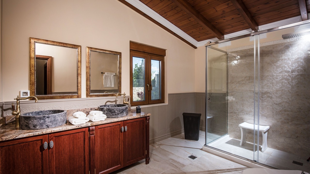 Photo of Bathroom in Rodhia