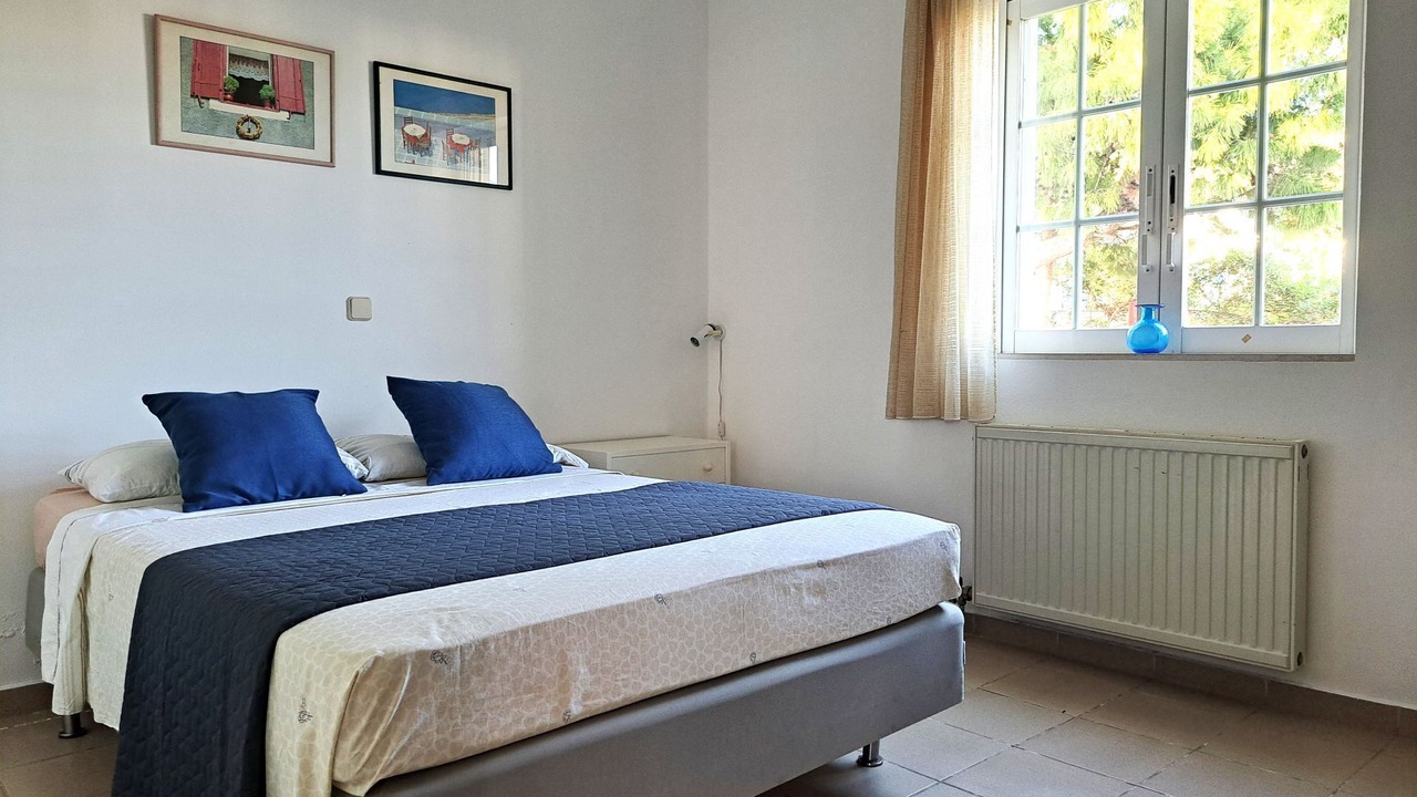 Photo of Bedroom in Alinda
