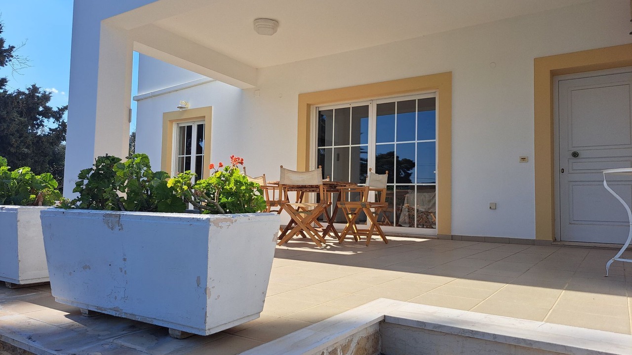 Photo of Outdoor in Alinda