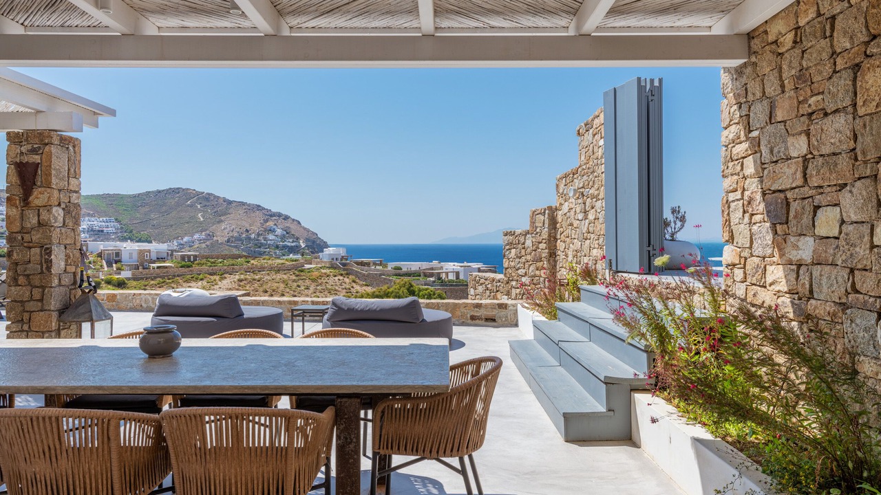 Photo of Outdoor in Elia