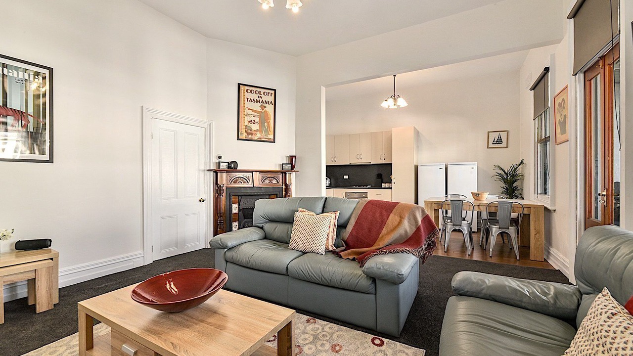 Photo of Livingroom in Launceston CBD