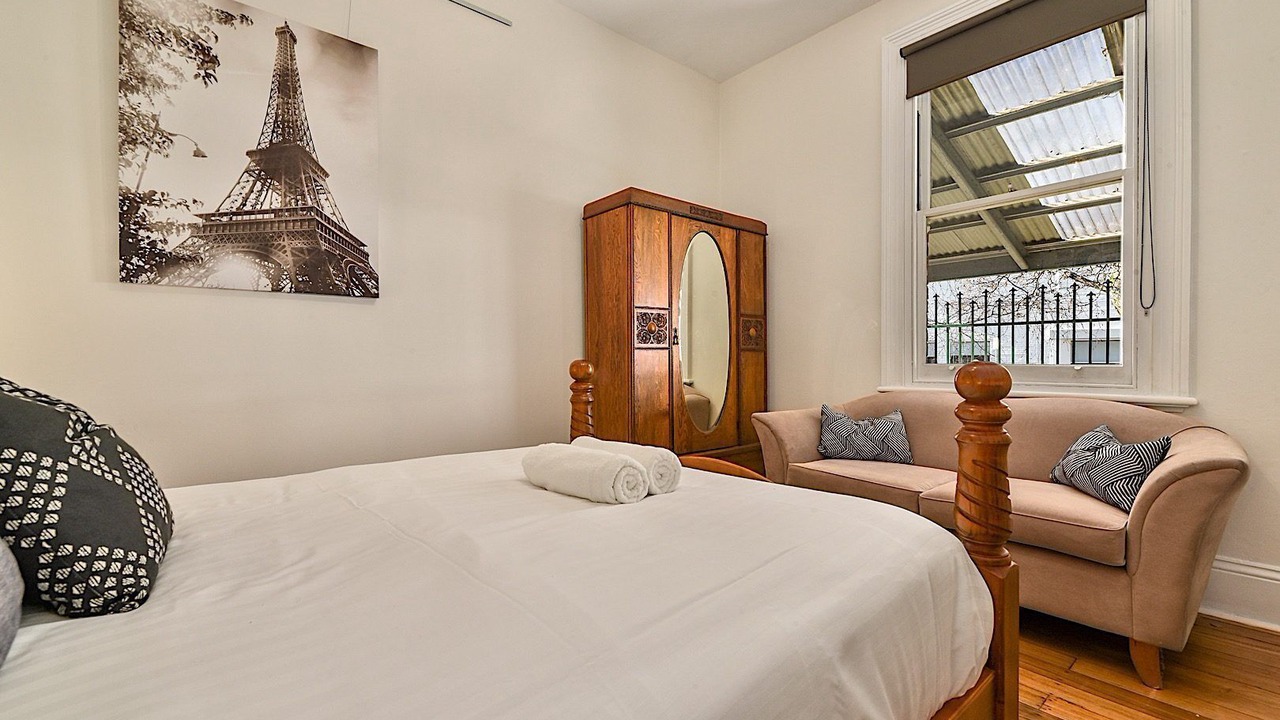 Photo of Bedroom in Launceston CBD
