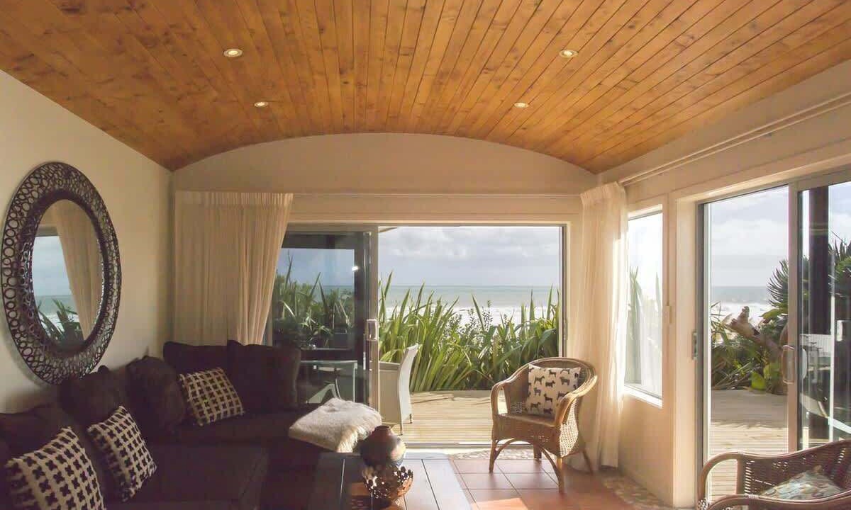 Photo of Livingroom in Oakura