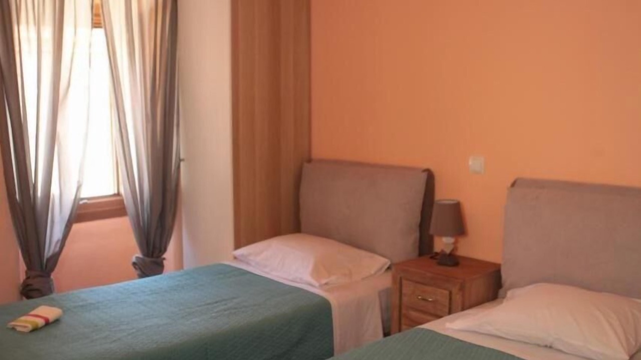 Photo of Bedroom in Tselendata