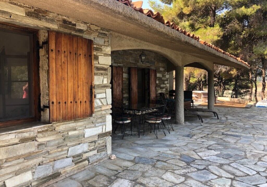 Photo of Outdoor in Votsi