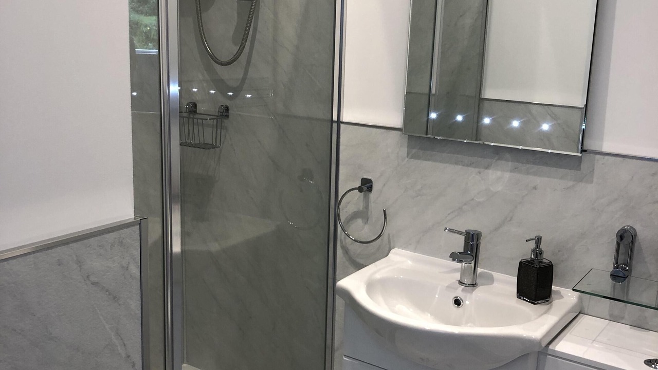 Photo of Bathroom in Roybridge