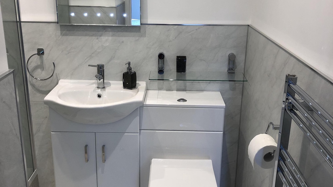 Photo of Bathroom in Roybridge