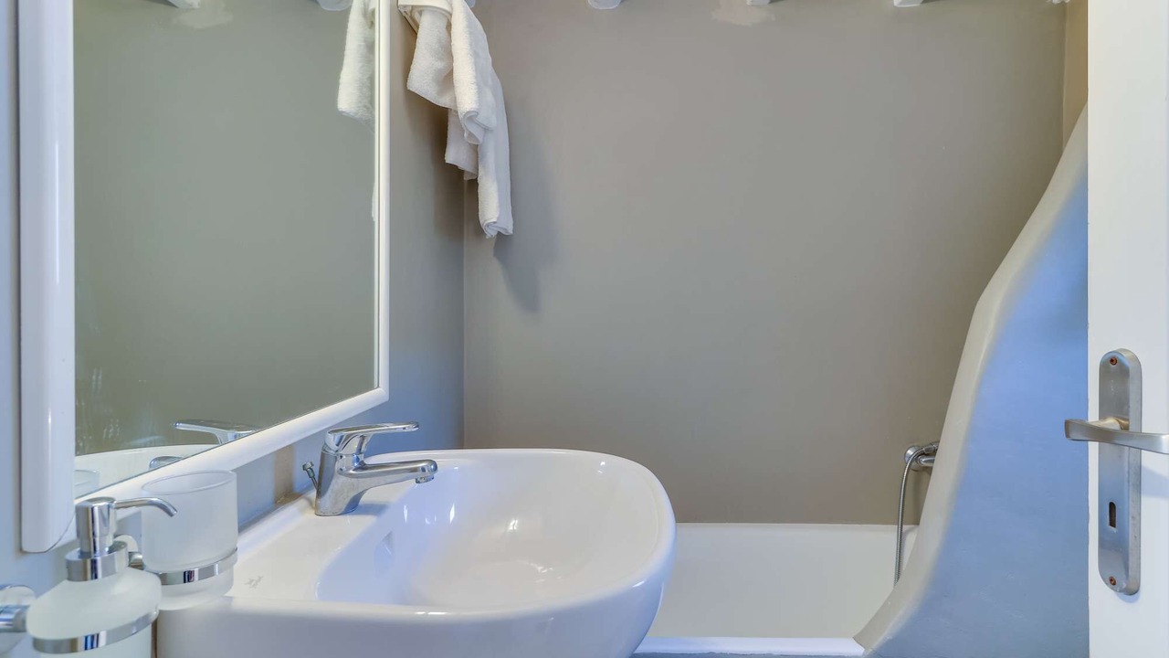 Photo of Bathroom in Houlakia