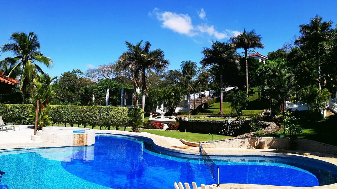 Photo of Outdoor in Esparza