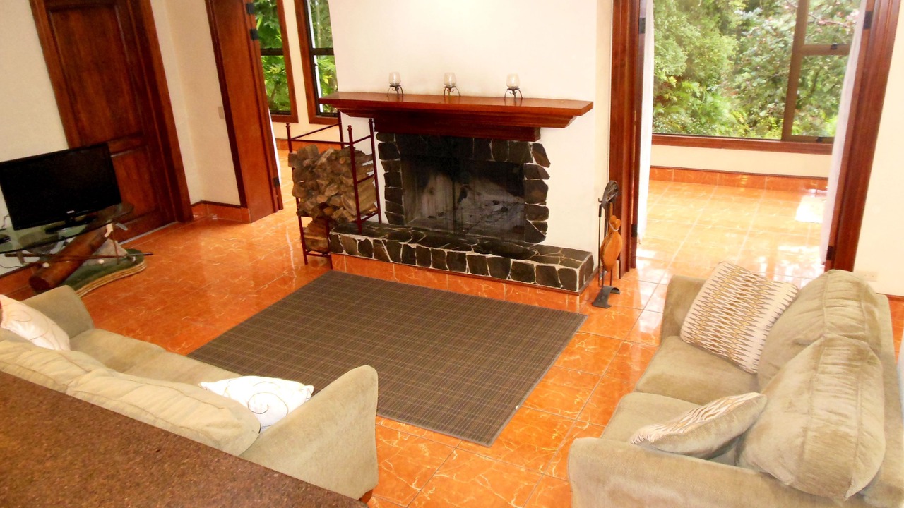 Photo of Livingroom in Roble