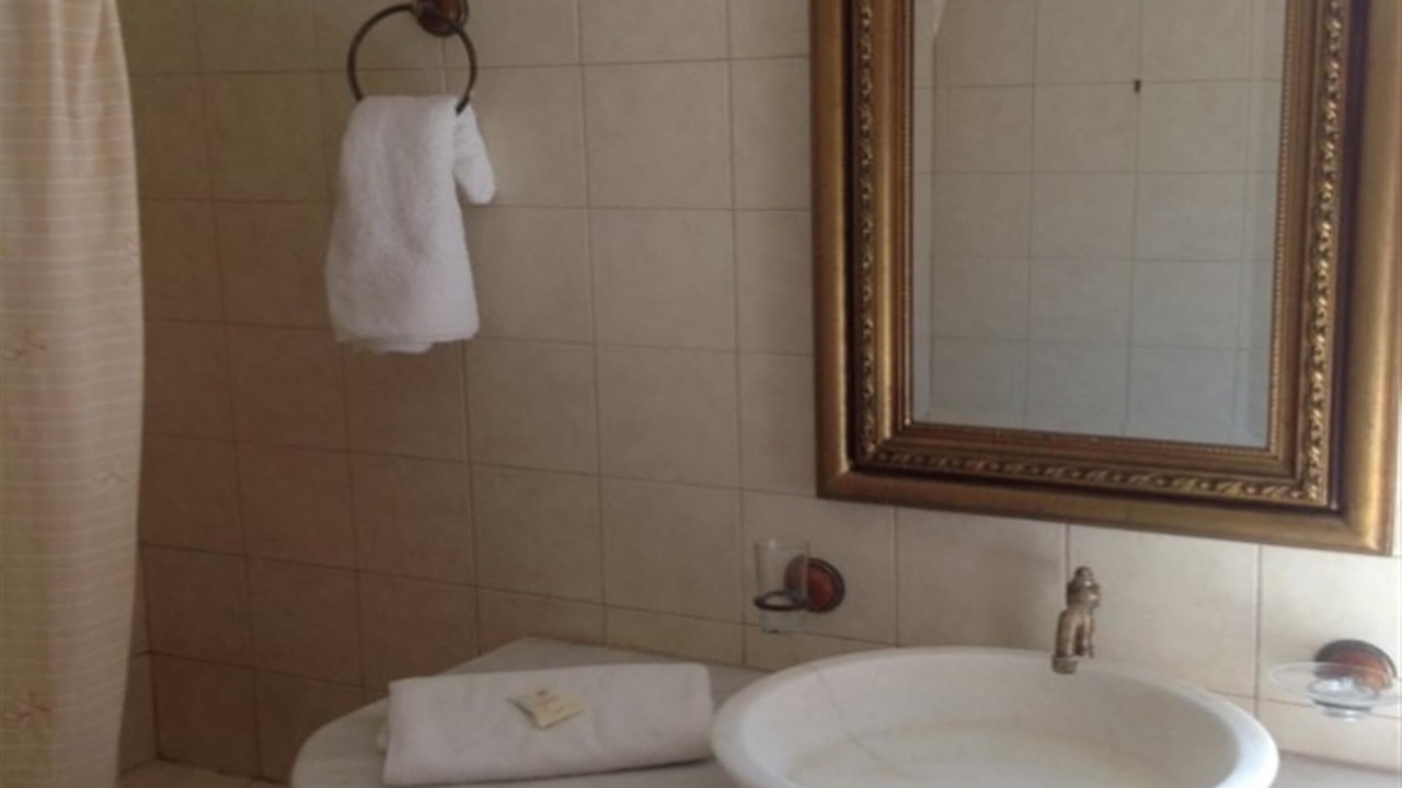 Photo of Bathroom in Vrouhas