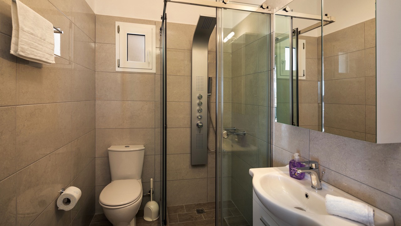 Photo of Bathroom in Alonia