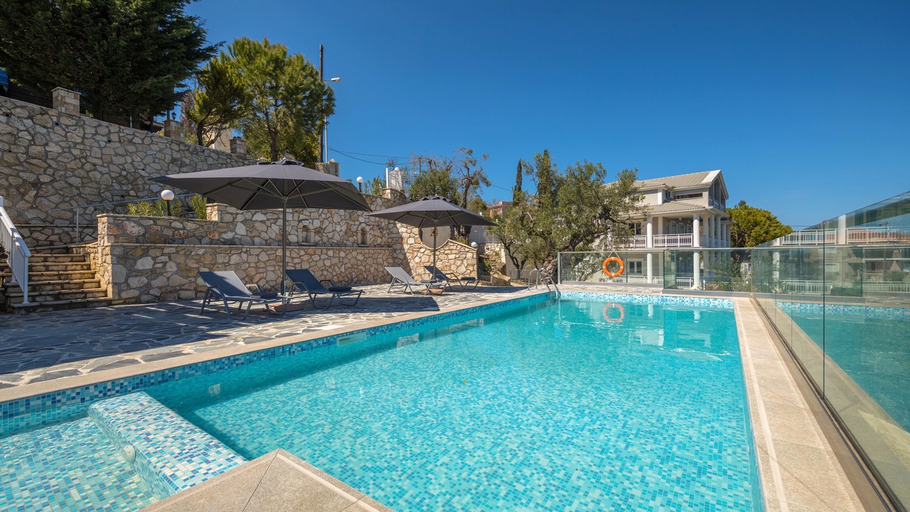 Photo of Outdoor in Alonia