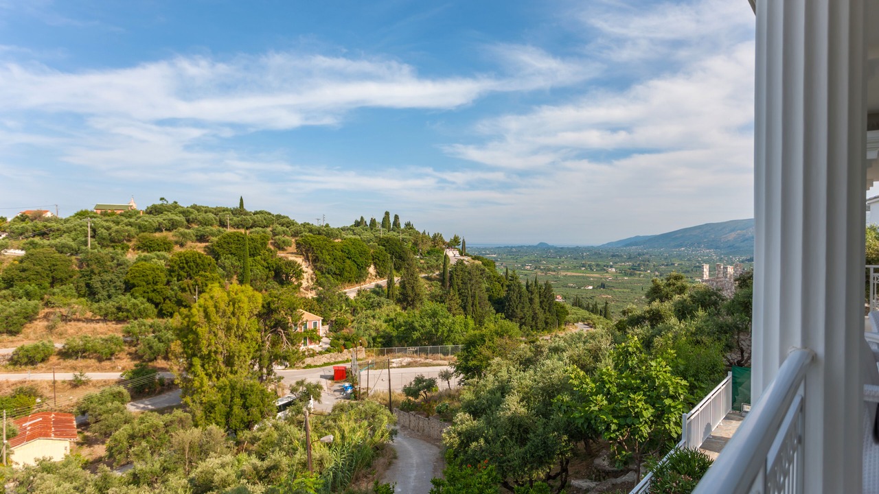 Photo of Outdoor in Alonia