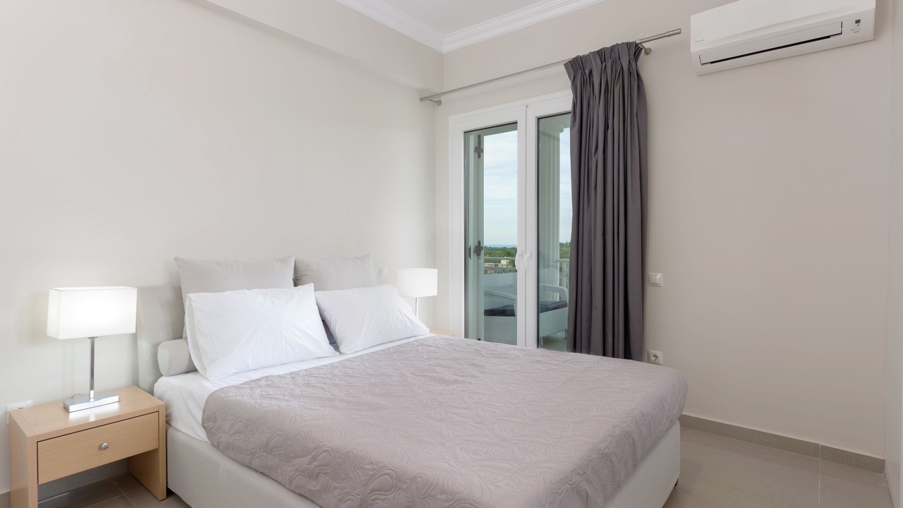 Photo of Bedroom in Alonia