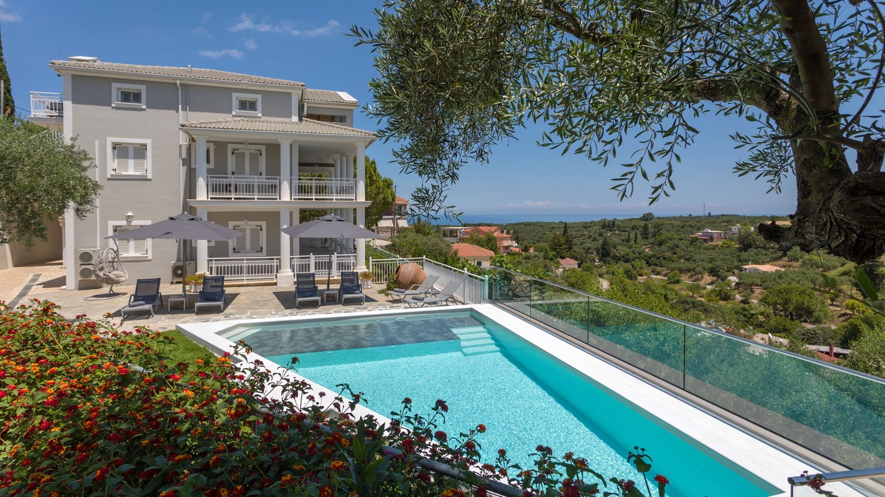 Photo of Outdoor in Alonia
