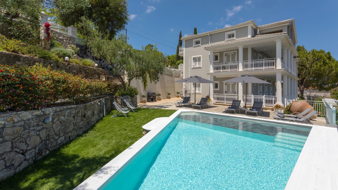 Photo of Outdoor in Alonia