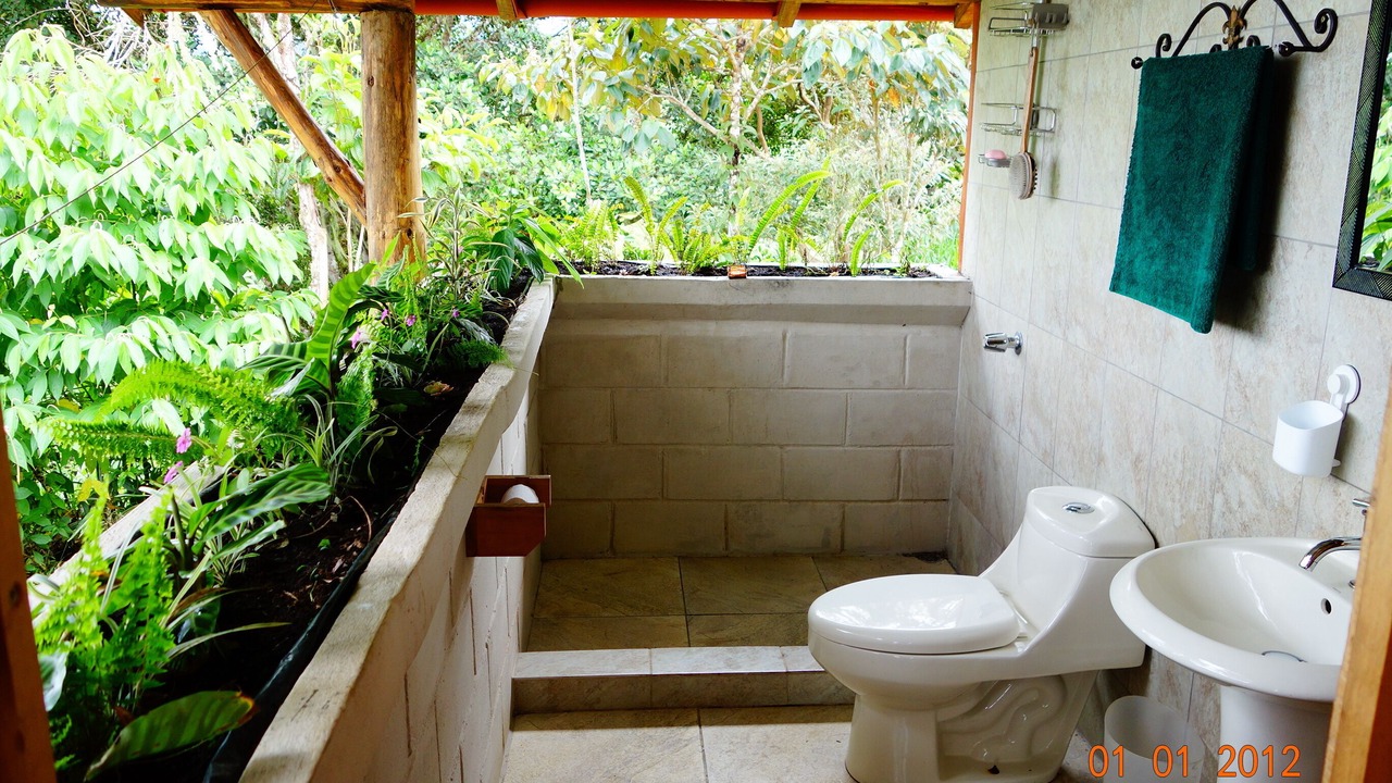 Photo of Bathroom in Turrialba