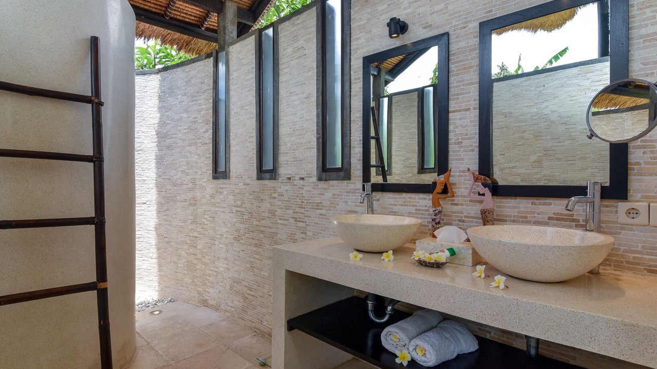 Photo of Bathroom in Lokapaksa