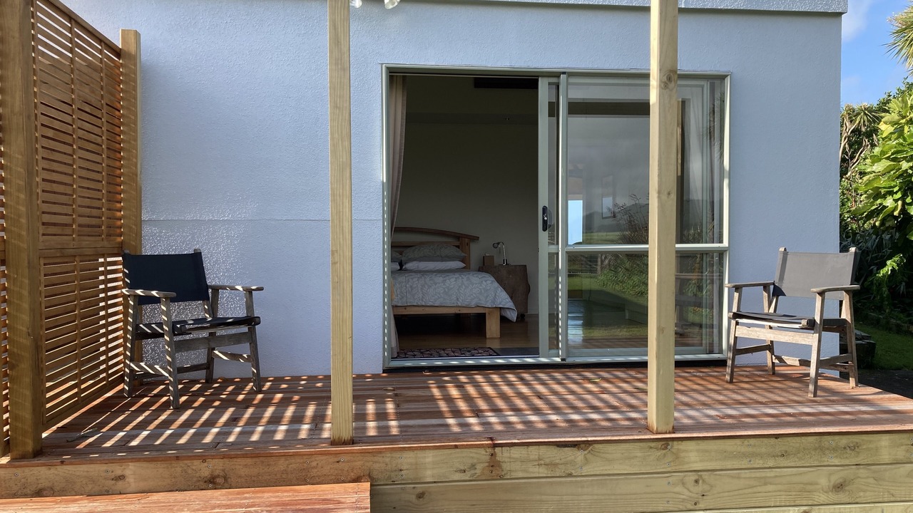 Photo of Patio Balcony in Tataraimaka