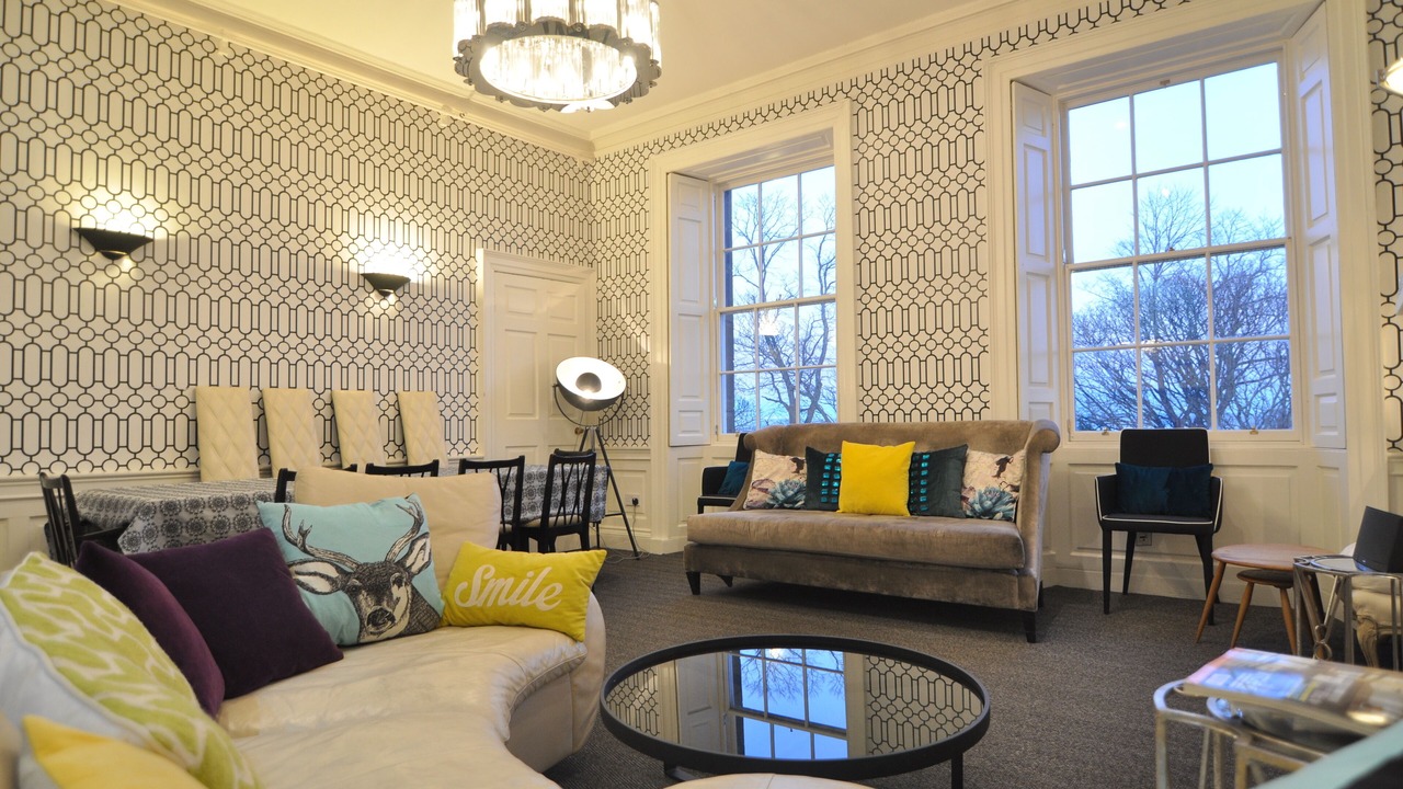 Photo of Livingroom in New Town