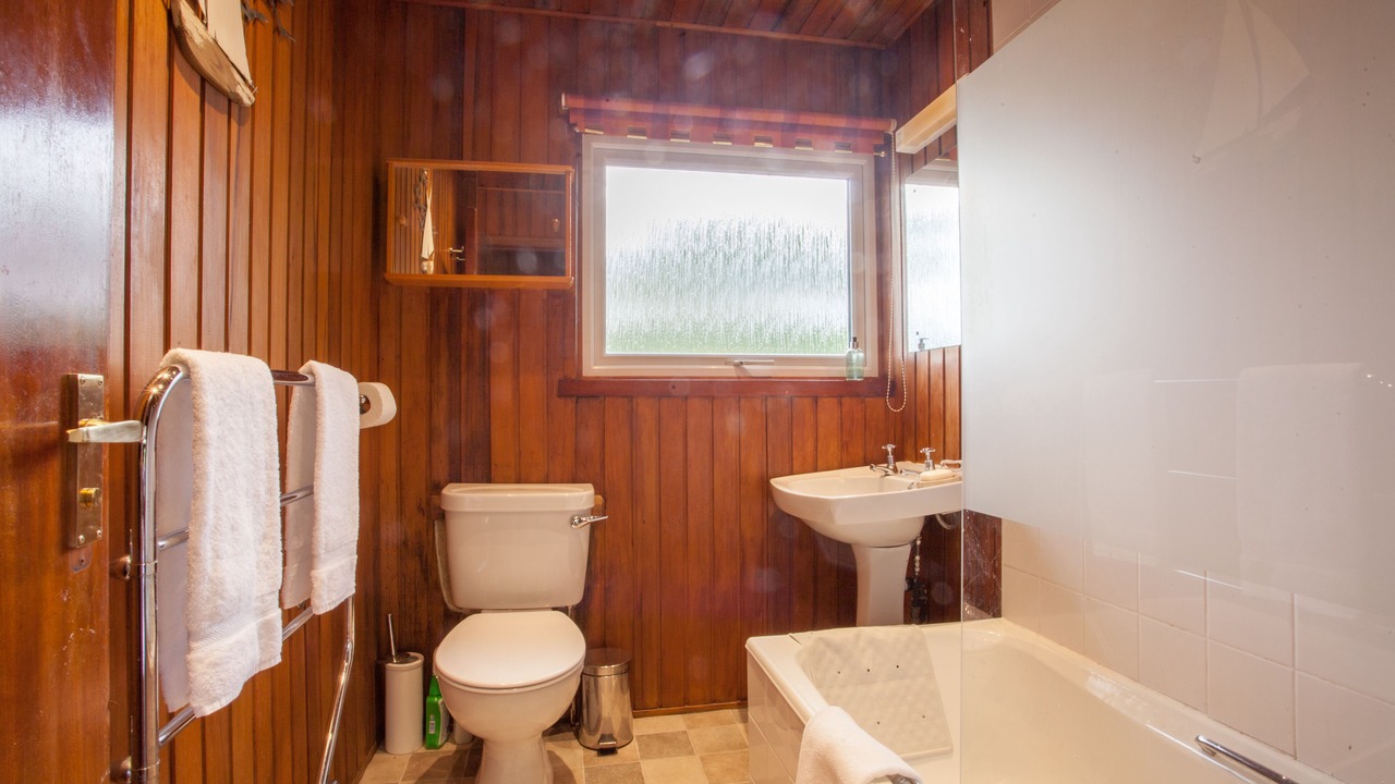 Photo of Bathroom in Gairloch