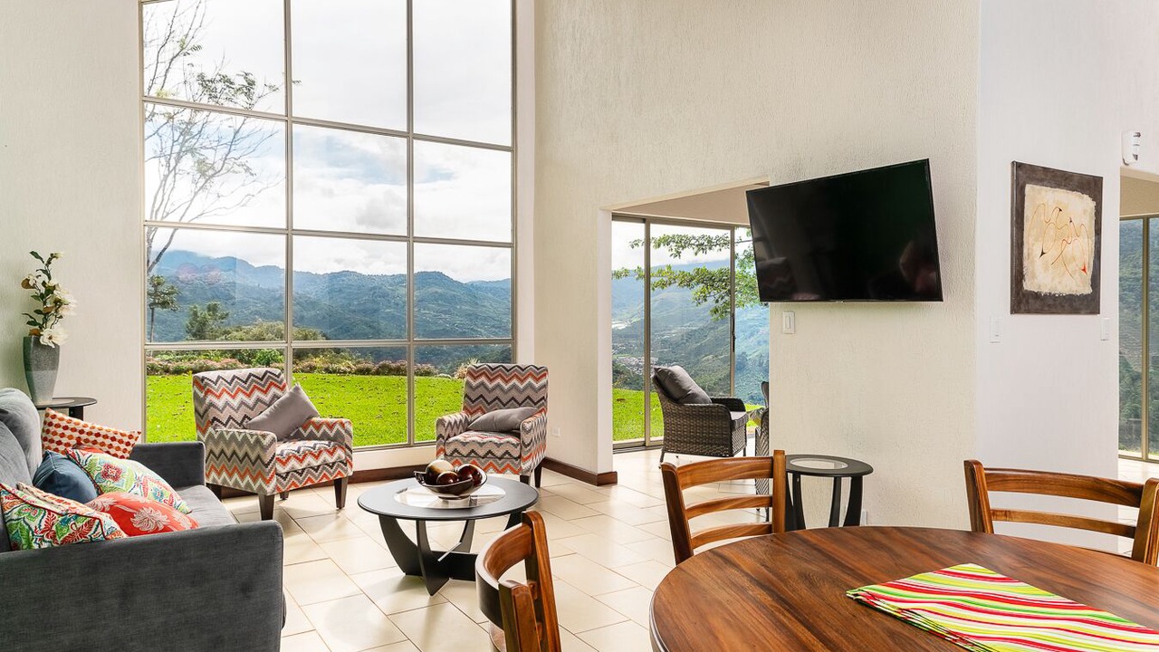 Photo of Bedroom in Orosi