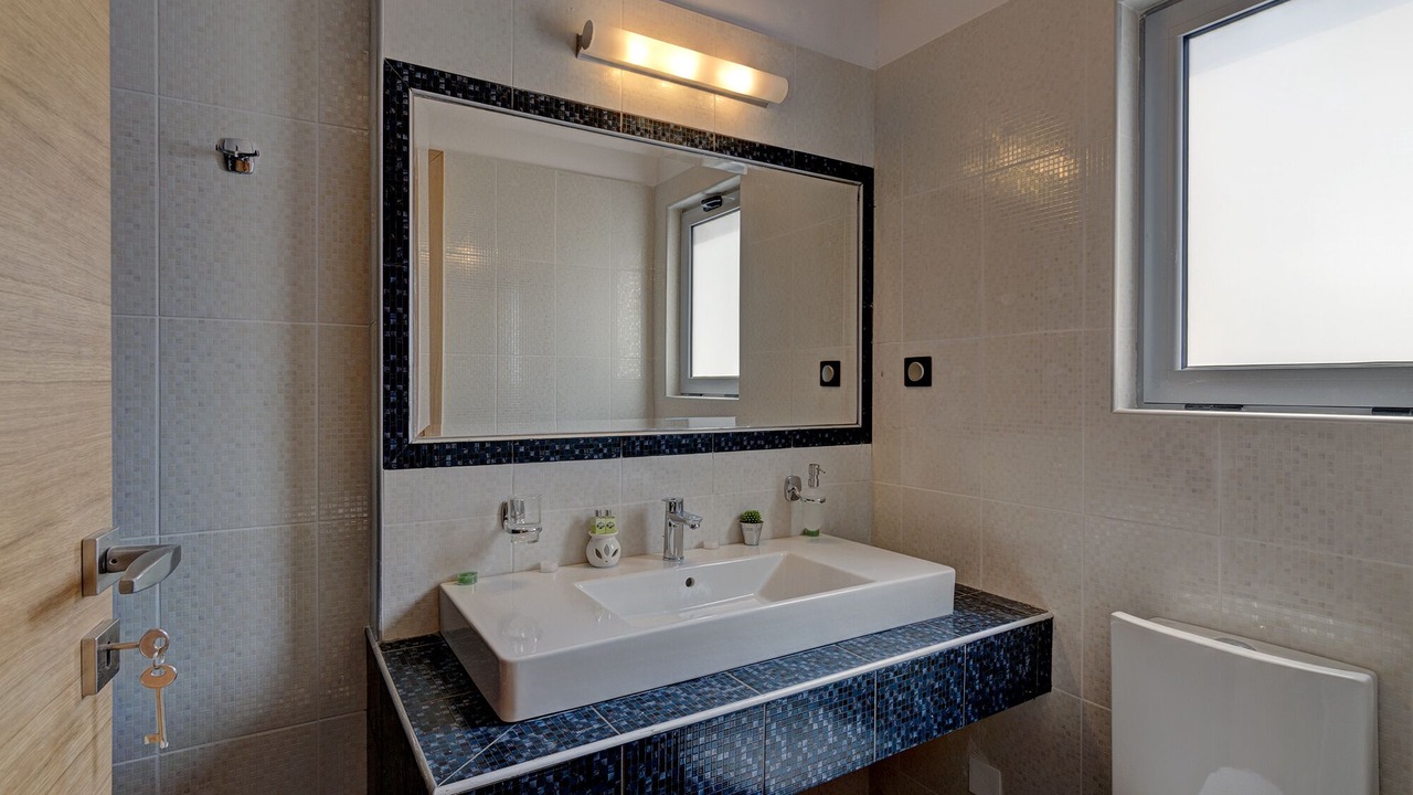 Photo of Bathroom in Sfinari