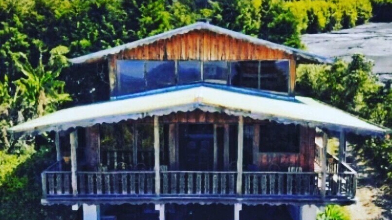Photo of Outdoor in Roble