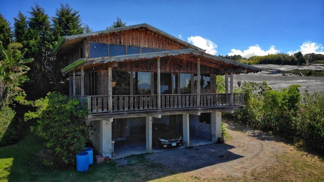 Photo of Outdoor in Roble