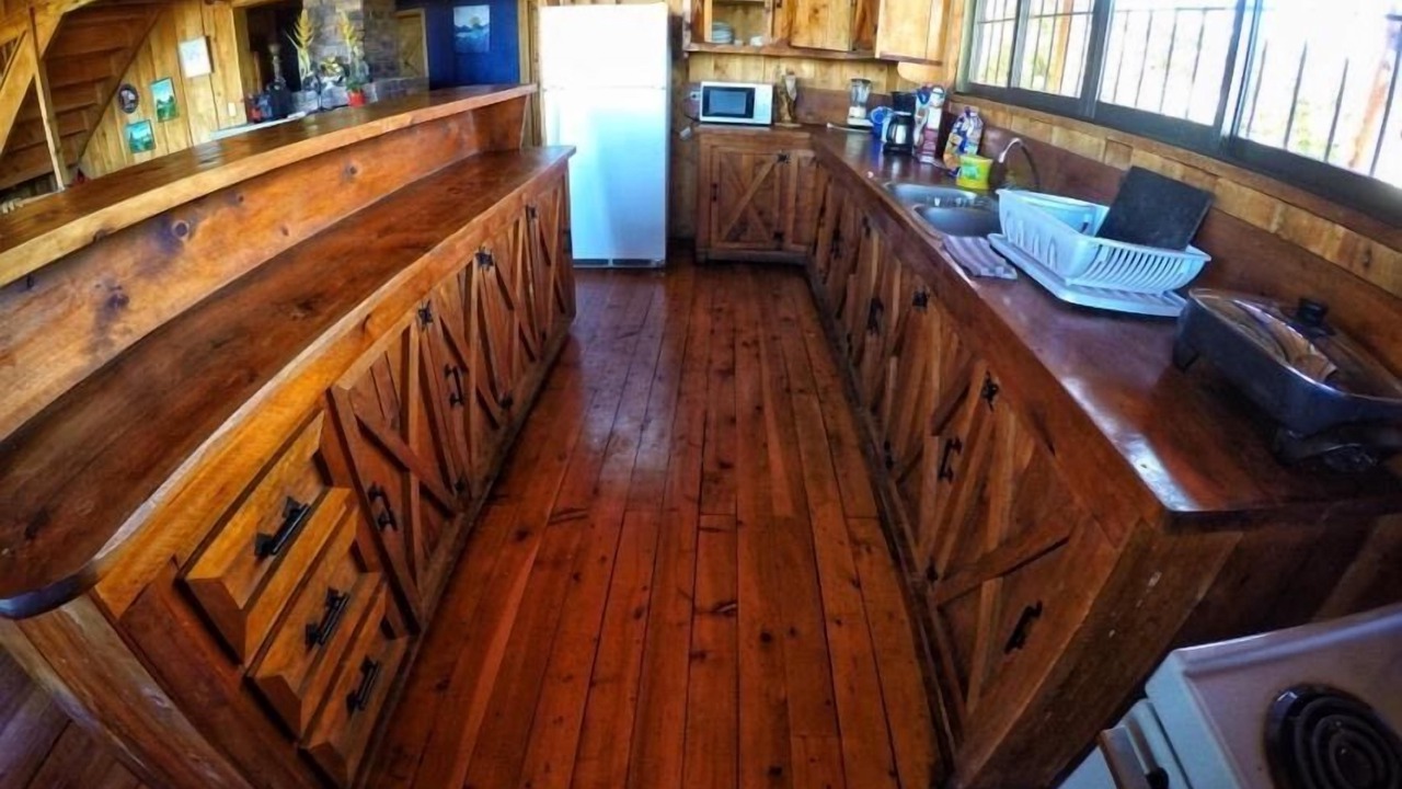 Photo of Kitchen in Roble