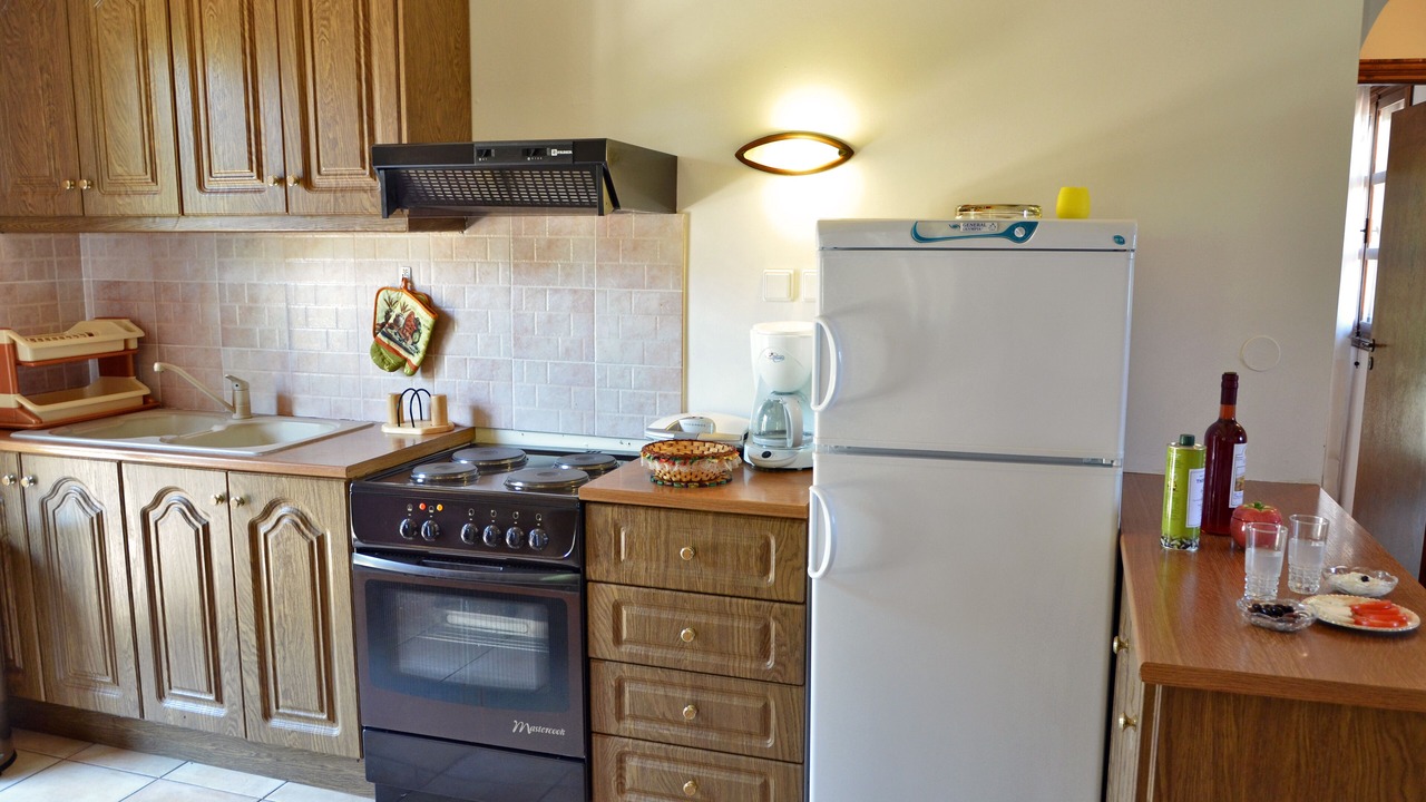 Photo of Kitchen in Pigadhakia