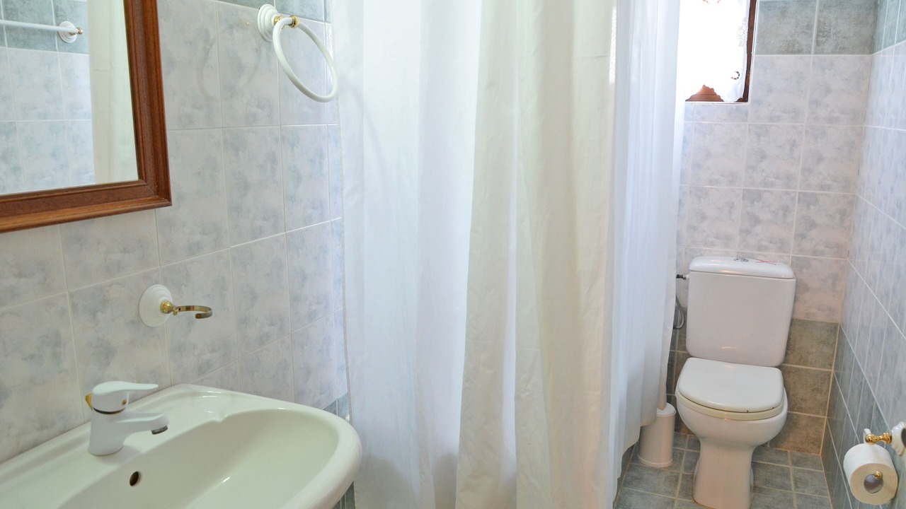 Photo of Bathroom in Pigadhakia