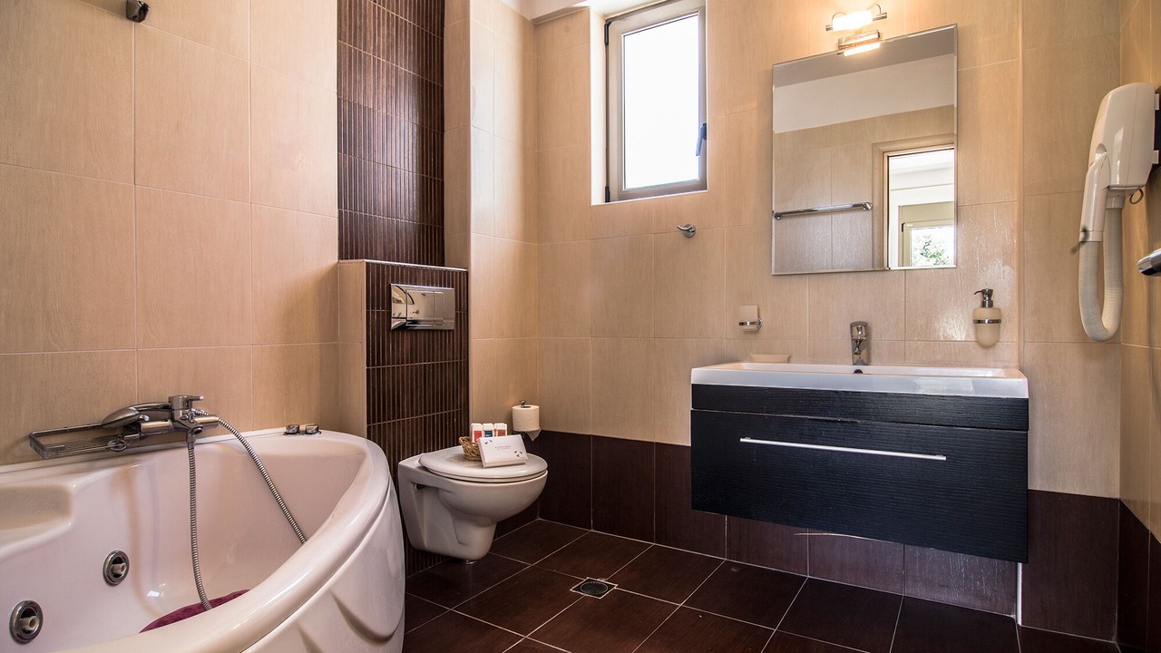 Photo of Bathroom in Skouloufia