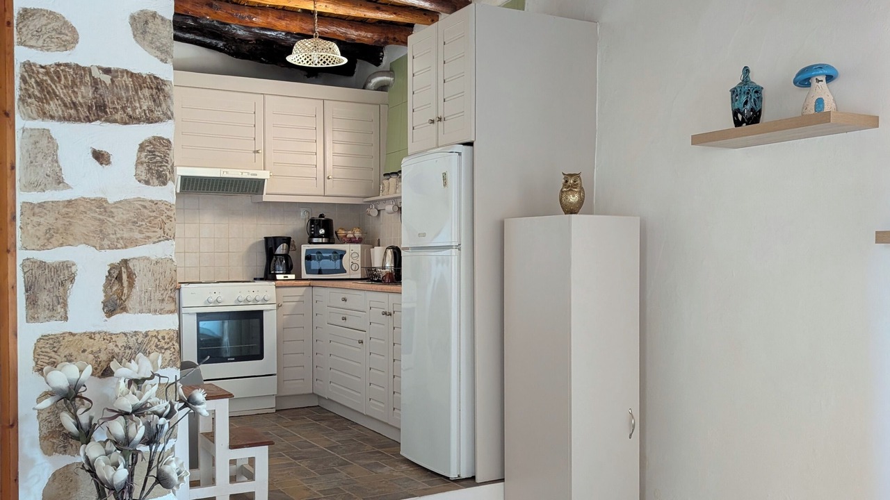Photo of Kitchen in Embrosneros