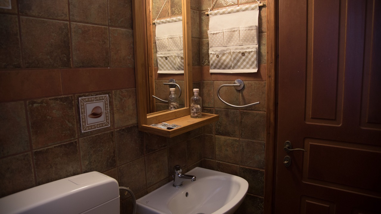 Photo of Bathroom in Piso Livadi