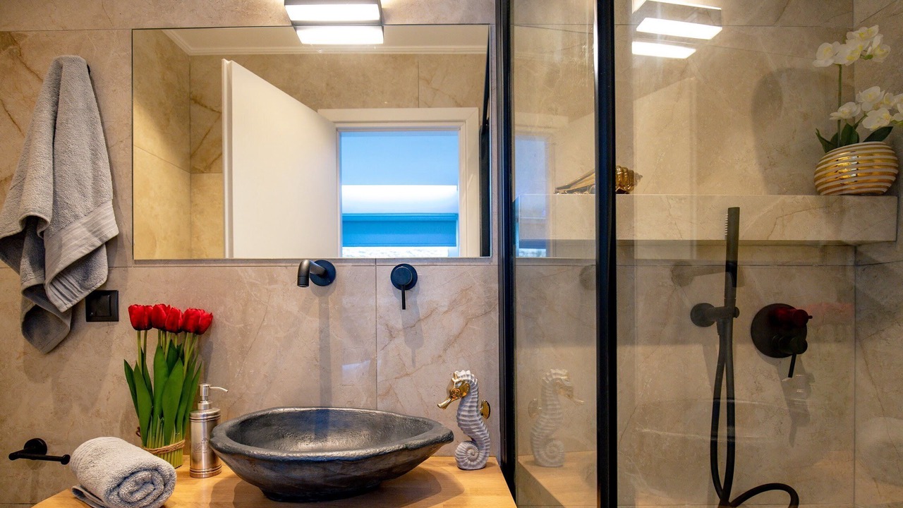 Photo of Bathroom in Psirri